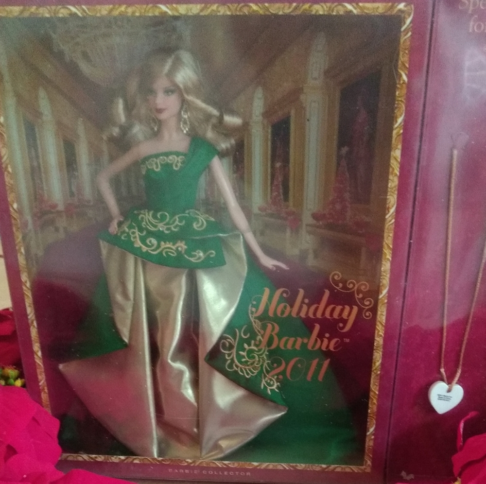 2011 holiday barbie